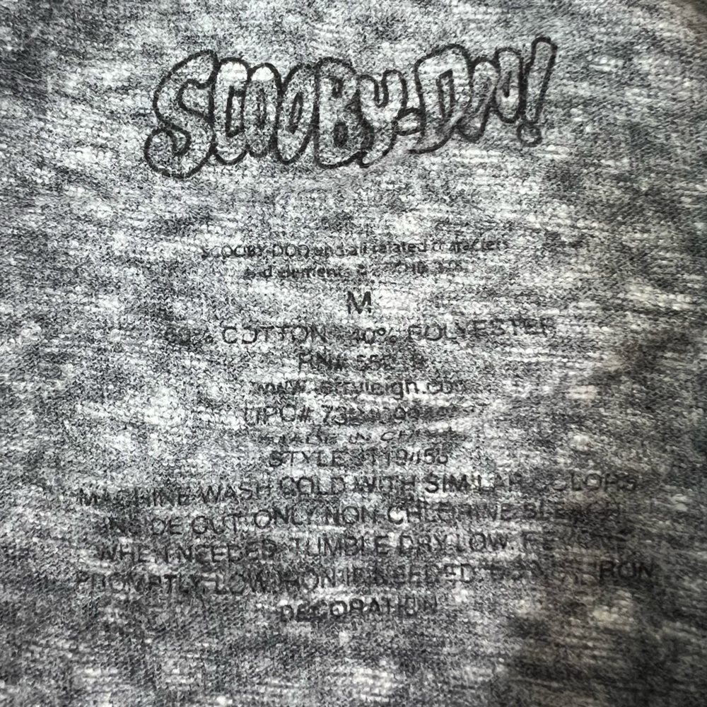 Women’s Scooby Doo Cartoon Grey Shirt Medium - Picture 5 of 5